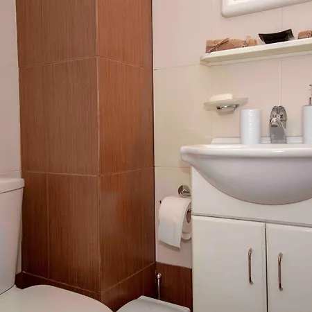 View Anthias A3 *